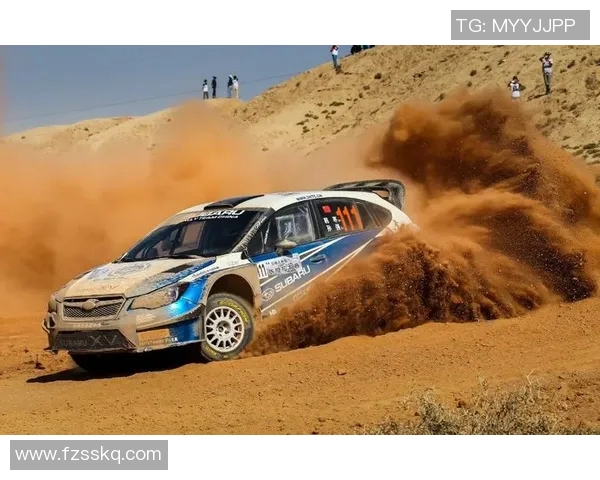 体型庞大的足球明星们如何在赛场上展现非凡的技艺与魅力 体型庞大的足球明星们如何在赛场上展现非凡的技艺与魅力